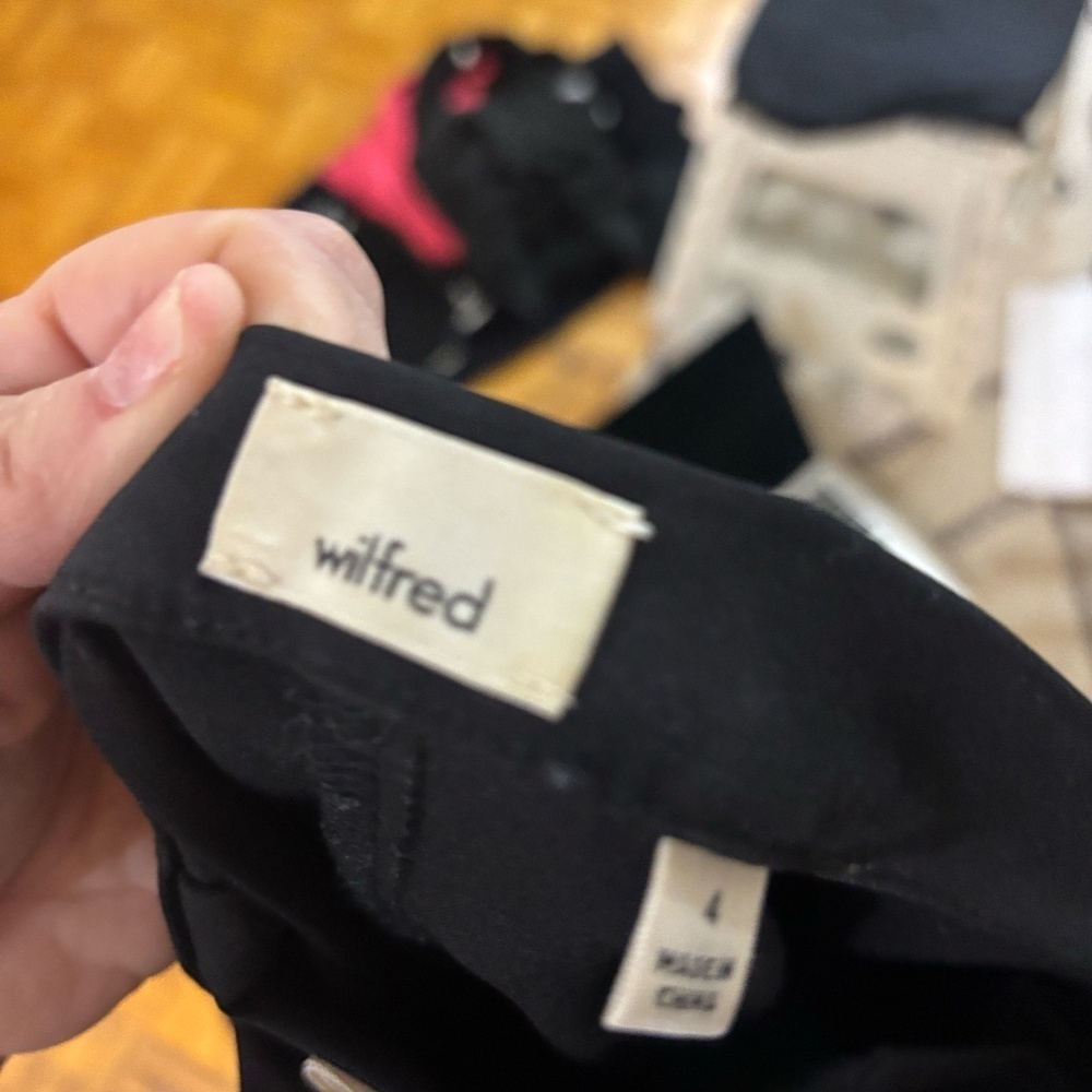Wilfred suit pants size 4 straight leg - Picture 4 of 6